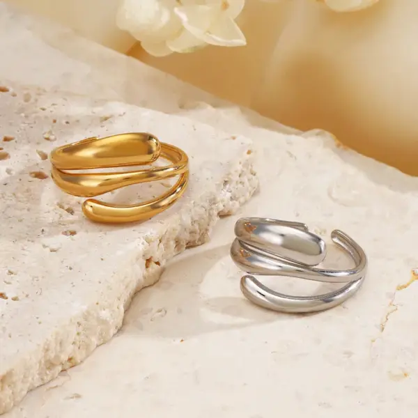 Ion Plating (IP) 18K Gold Plated Lines 304 Stainless Steel Simple Style Waterproof Non Tarnish Open Rings