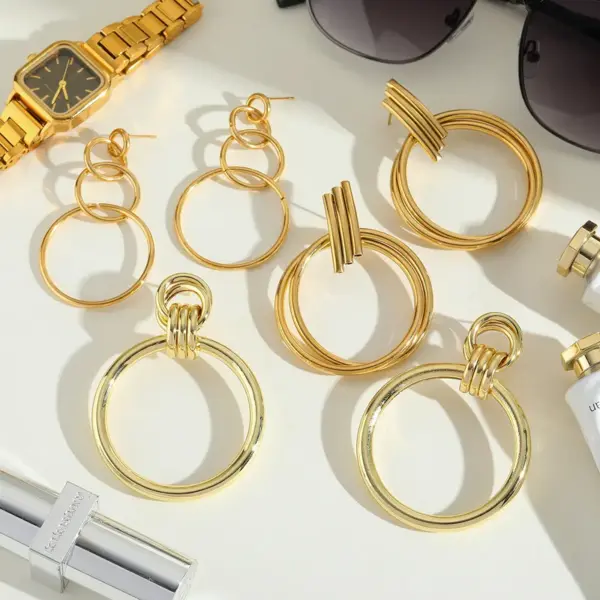 Wholesale 1 Pair Elegant Retro Exaggerated Geometric Circle 304 Stainless Steel Copper 18K Gold Plated Ear Studs
