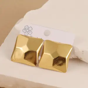 Gold / Average Size / Style 157