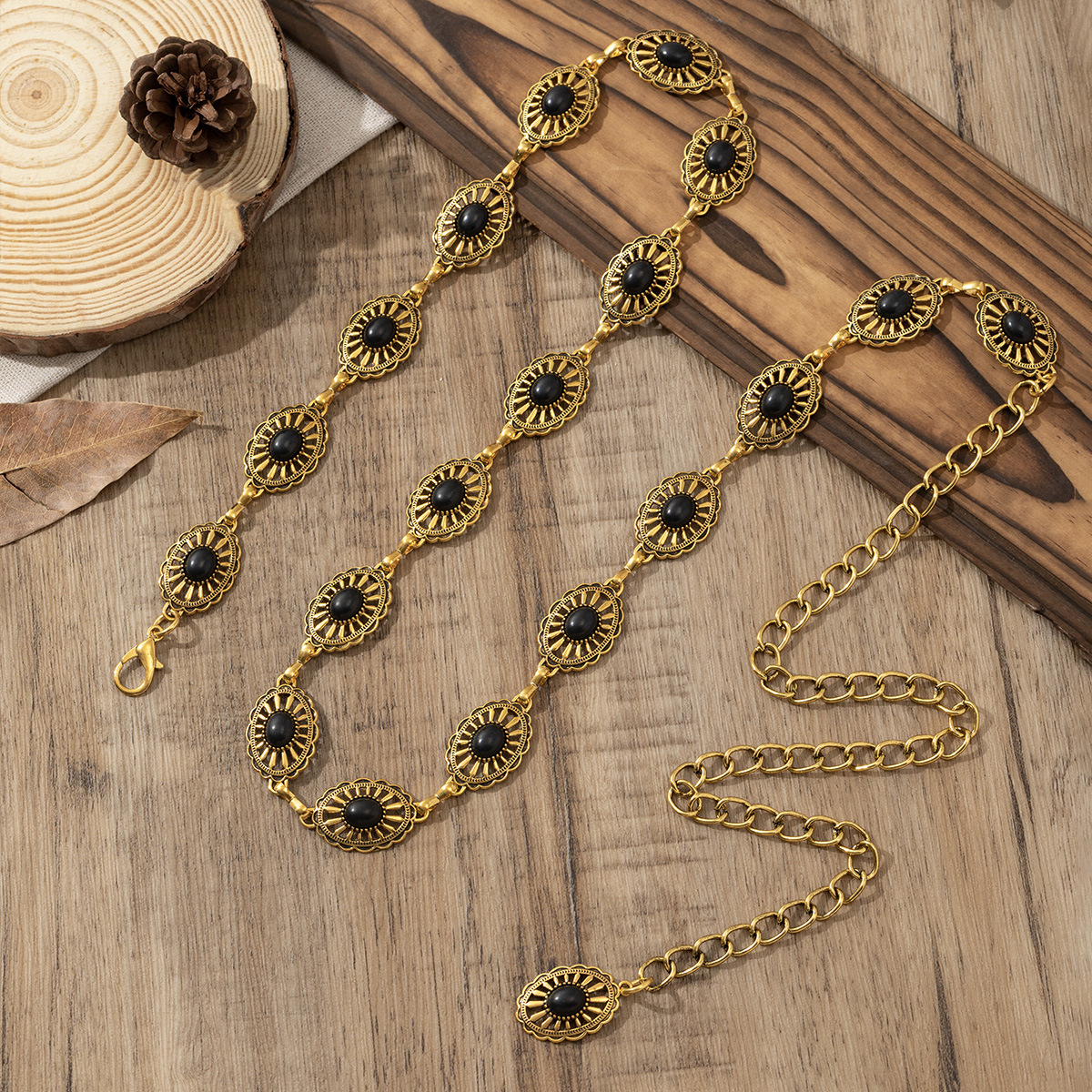 Wholesale Cross-border Bohemian retro style belts and waist chains, fashionable and versatile hollow waist chains, clothing aessories