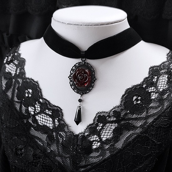 Wholesale Cross-border foreign trade Gothic Dark Rose Necklace Personality Collar Halloween Gothic Necklace Factory Outlet