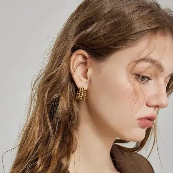 Wholesale 1 Pair Simple Style C Shape Plating Stainless Steel Ear Studs