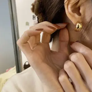 Eh1229 Stud Earrings