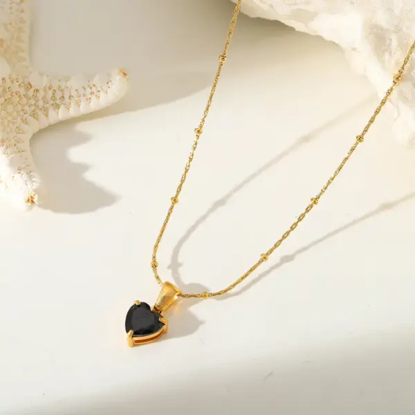 Wholesale Jewelry Cute Romantic Simple Style Geometric Heart Shape 304 Stainless Steel Zircon 18K Gold Plated Plating Inlay Gold Necklace Pendant Necklace