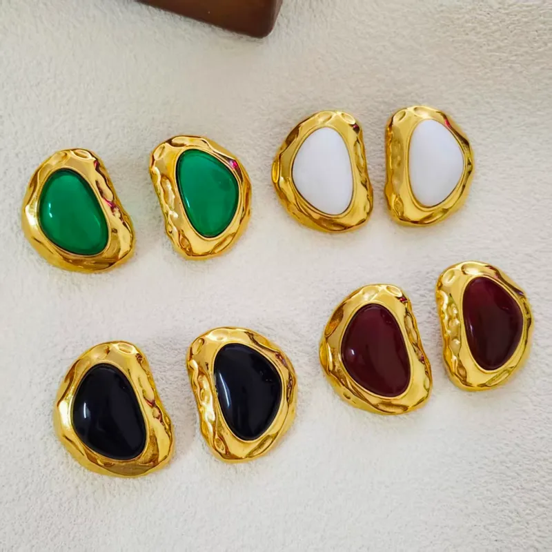 Wholesale Vintage Resin Stainless Steel European And American Style Earrings Classic Design Unisex Butterfly Hat Ear Studs Suitable For Travel And Fes