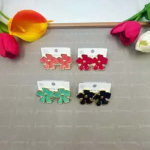 Five-petal Flower Shape Oil Drop Earrings Random Color / 18k