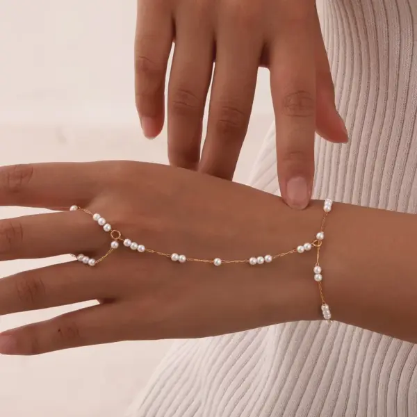 Wholesale IG Style Geometric 304 Stainless Steel Artificial Pearls Cable Chain Bracelets In Bulk