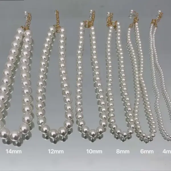 Fashion Solid Color Artificial Pearl Alloy Women's Necklace 1 Piece
