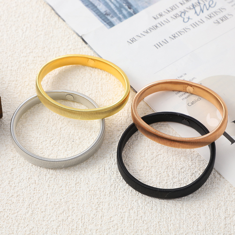 Wholesale Cross-border European and American Style Bracelet Advanced Sense Simple Stretchable Metal Bracelet Personalized Trendy Cool Arm Ring Shirt P