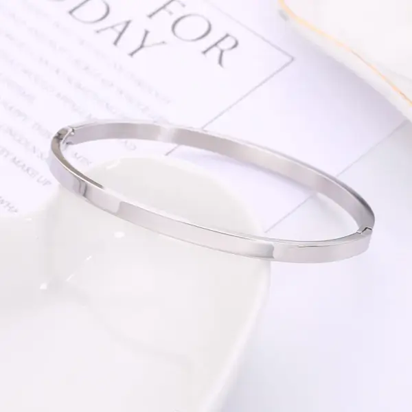 Wholesale Modern Style Solid Color Stainless Steel Bangle In Bulk