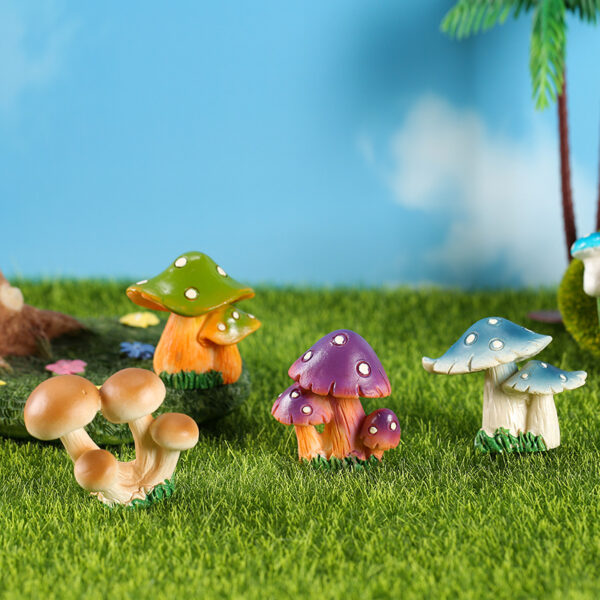 Wholesale Simulated Small Mushroom Ornaments Micro Landscape Decorations Resin Craft Bonsai Dly Small Ornaments Plants