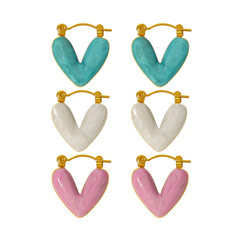 Wholesale 304 Stainless Steel Heart Shape PVD Coated 18K Gold Plated Real Gold Plated 18K Gold Elegant Cute Sweet Waterproof Non Tarnish Plating Light