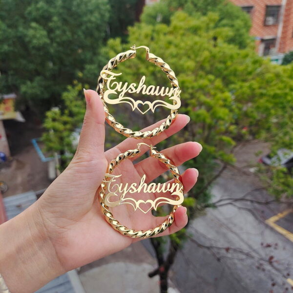 Wholesale European and American personality stainless steel name coarse thread earrings gold custom English letters love ear ring Mother's Day