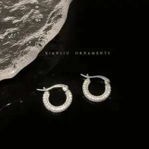 D0089 Ring Ear Clip-Silver