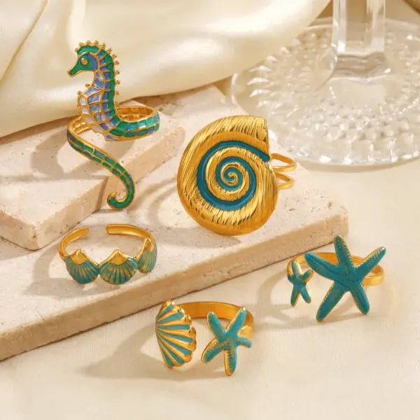 Wholesale Stainless Steel 18K Gold Plated Starfish Shell Horse Conch Open Ring Fashionable Beach Vacation Style Suitable For Ladies Daily Beach Wear