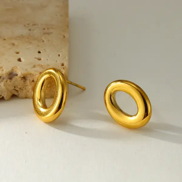Wholesale Oval Stud Earrings For Women Featuring Electroplated 18K Real Gold Plated 304 Stainless Steel With 0.03µm PVD Coated Layer