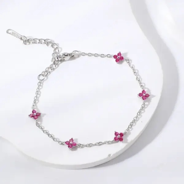 Wholesale Small Flower Zircon Tassel Exquisite Copper Bracelet Unisex Daily Accessories Birthday Gift