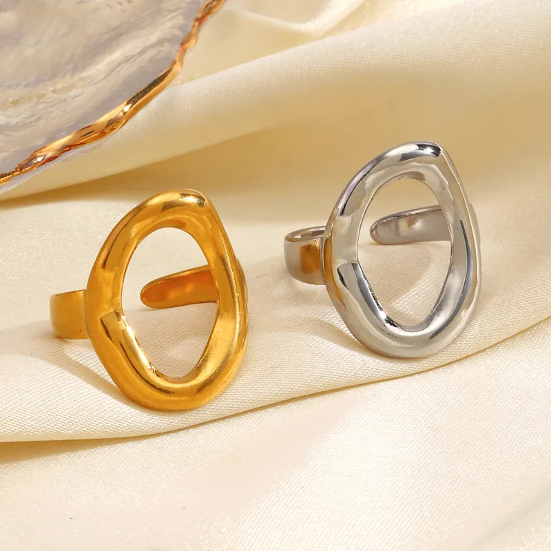 Wholesale Ion Plating (IP) 18K Gold Plated Oval 304 Stainless Steel Simple Style Waterproof Non Tarnish Open Rings