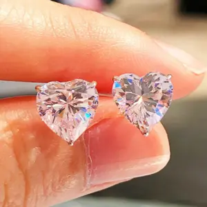 Wholesale Fashion Heart-shaped Zircon Simple Heart-shaped Copper Earrings