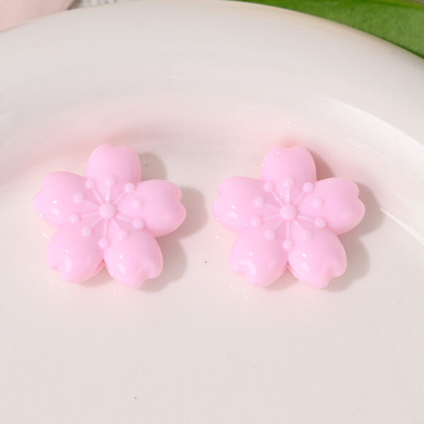 Wholesale Candy-colored flower beads