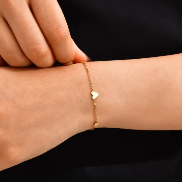 Wholesale PVD Coated Real Gold Plated 18K Gold Heart Shape 201 Stainless Steel IG Style Waterproof Non Tarnish 201 Stainless Steel Lobster Trigger Clasp Closure Chain Bracelet Necklace