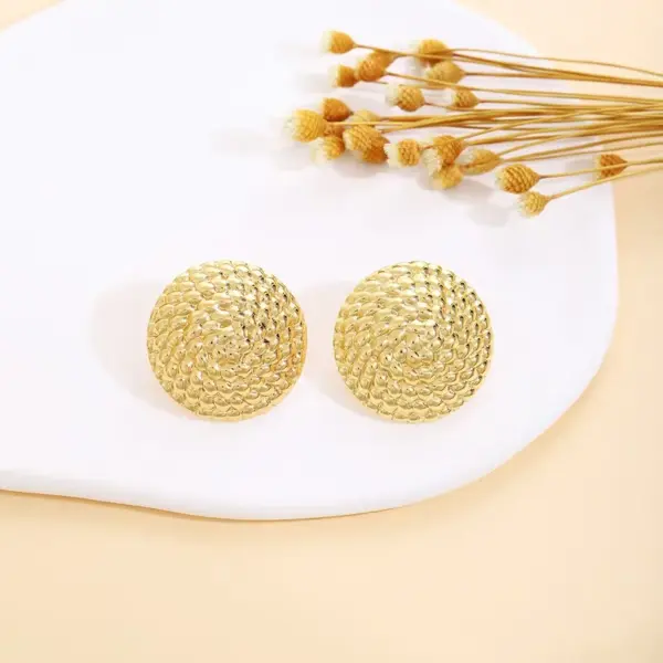 1 Pair Elegant Classic Style Geometric Leaf Heart Shape Asymmetrical 304 Stainless Steel Imitation Gold Electroplating Ear Studs