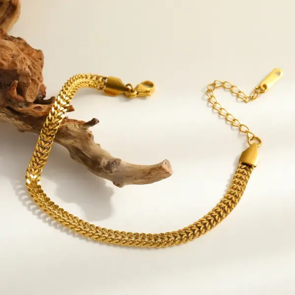 Wholesale Luxurious Artistic 18K Gold Plated Stainless Steel Geometric Irregular Bracelet Elegant Casual Fashion For Women Lobster Clasp