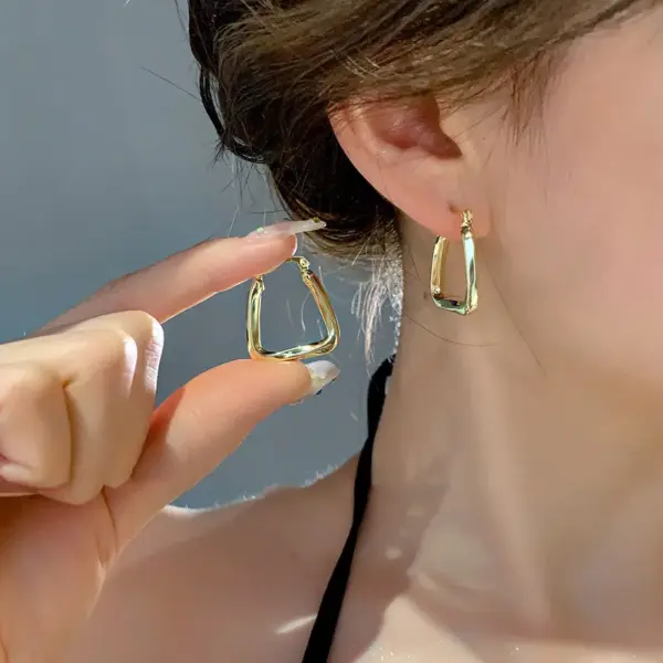 Wholesale 1 Pair Lady Streetwear Geometric Flower Plating Inlay Copper Zircon Earrings