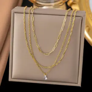 [AH143] Three-Layer Chain Pendant Drill Necklace / Gold