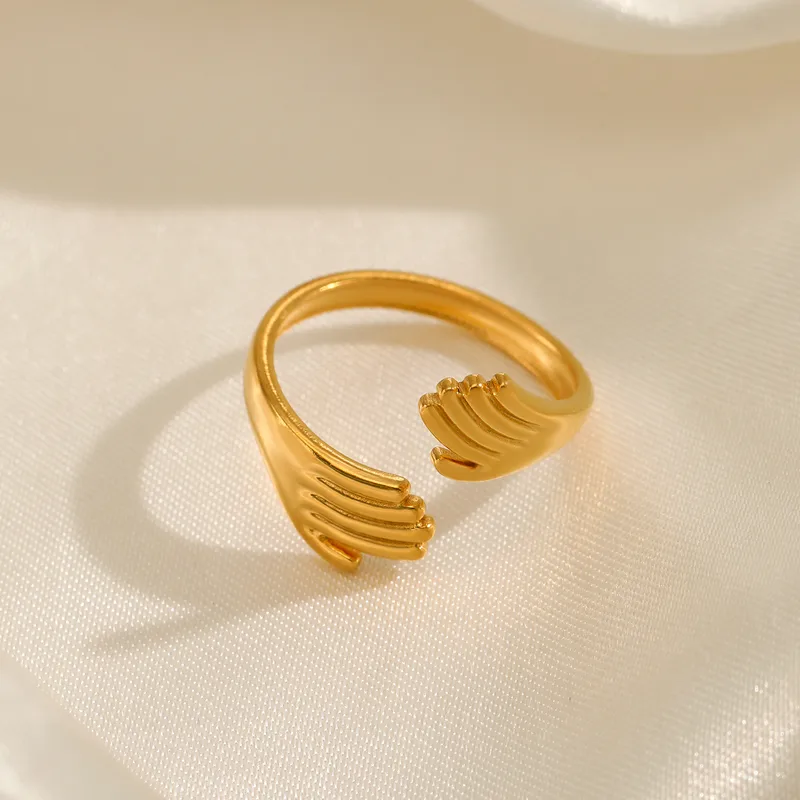 Wholesale PVD Coated 18K Gold Plated Palm 304 Stainless Steel Casual Retro Waterproof Non Tarnish Open Rings