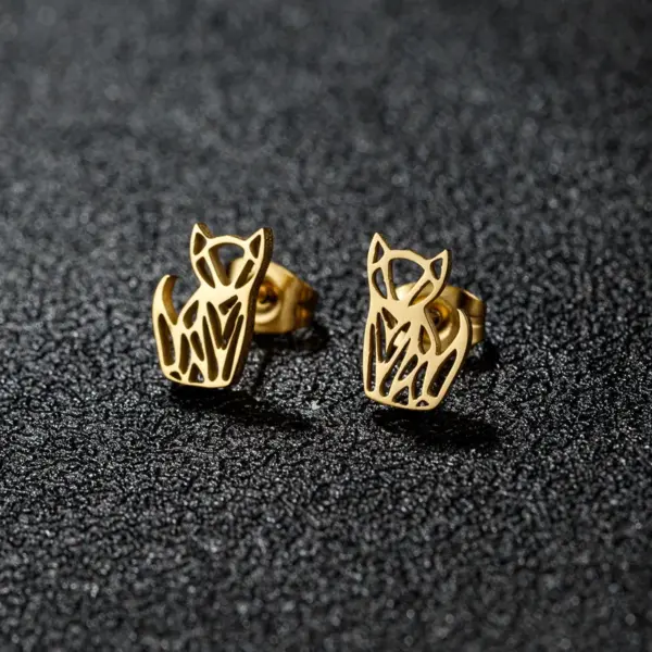 Wholesale PVD Coated 18K Gold Real Gold Plated Animal Notes 304 Stainless Steel Cute Simple Style Waterproof Non Tarnish Ear Studs