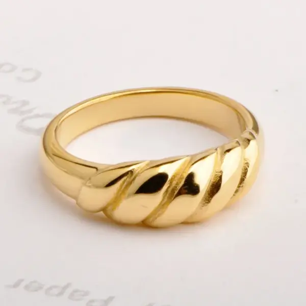 PVD Coated Real Gold Plated Waves Stainless Steel Simple Style Waterproof Non Tarnish Rings