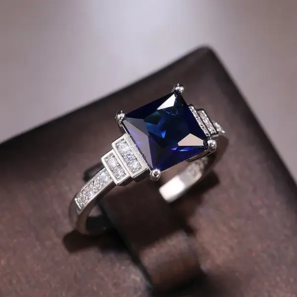 Wholesale Fashion Ladies New Dark Blue Zircon Platinum Plated Diamond Copper Ring Hand Jewelry