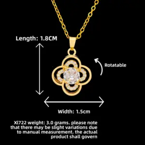 XL722 White Four-Petal Flower Necklace / Gold