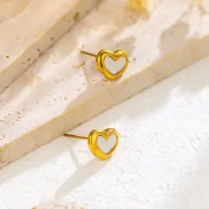 Gold / One Size / Earrings