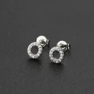 Silver / LETTER O