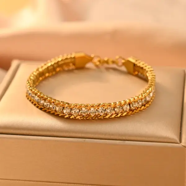 Wholesale Simple Style Classic Style Color Block 304 Stainless Steel 18K Gold Plated Zircon Bracelets In Bulk