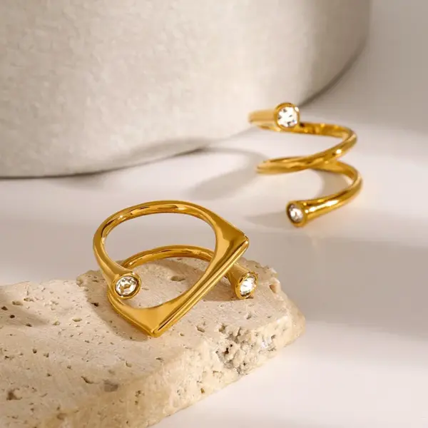 Wholesale 304 Stainless Steel Solid Color PVD Coated 18K Real Gold Plated Simple Style Classic Style Open Rings