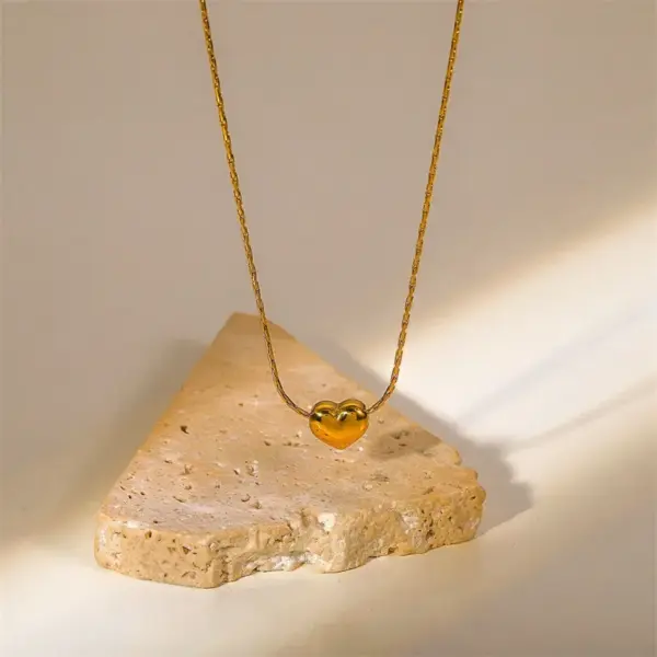 Wholesale PVD Coated Real Gold Plated Heart Shape Titanium Steel Sweet Waterproof Non Tarnish Necklace