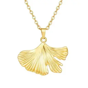 Leaf Necklace Golden One MS-535