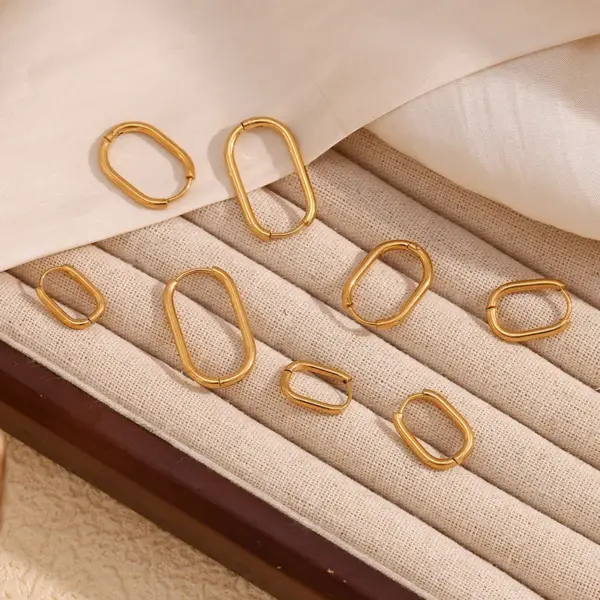 Wholesale PVD Coated Real Gold Plated 18K Gold U Shape 304 Stainless Steel Simple Style Waterproof Non Tarnish Earrings