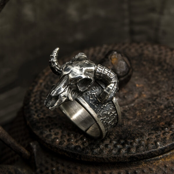 Wholesale Vintage Black Goat Opening Ring Gram Dark Devil Satan Niche Exaggerated Personality Male Finger Ring Accessories