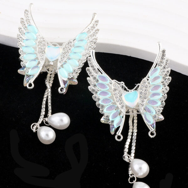 Wholesale Pearl tassel butterfly rhinestone ball can be threaded with straight-hole beads