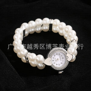 Small round pearl bracelet watch