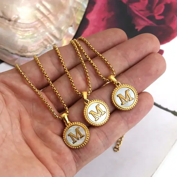 Wholesale PVD Coated 18K Gold Plated Letter 304 Stainless Steel Casual Modern Style Waterproof Non Tarnish 304 Stainless Steel Pendant Necklace