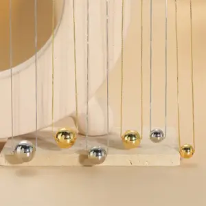 Wholesale Copper 14K Gold Plated Vintage Style Simple Style Commute Round Necklace