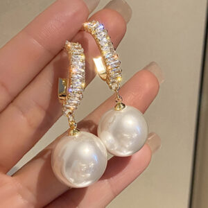 White imitation pearl C- shaped zircon