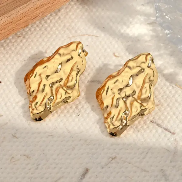 Wholesale Electroplating Golden Plated Round Square Rhombus 304 Stainless Steel Casual Simple Style Polishing Plating Earrings