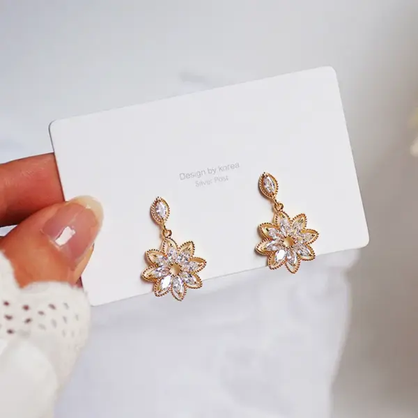 Wholesale Korean Copper Micro-set Zircon Crystal Flower Earrings Female