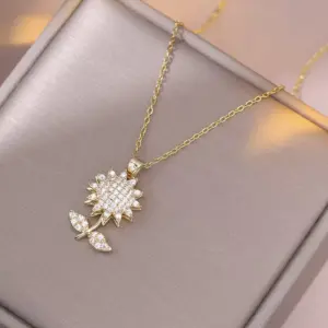 X3942 Rotating Sunflower Necklace